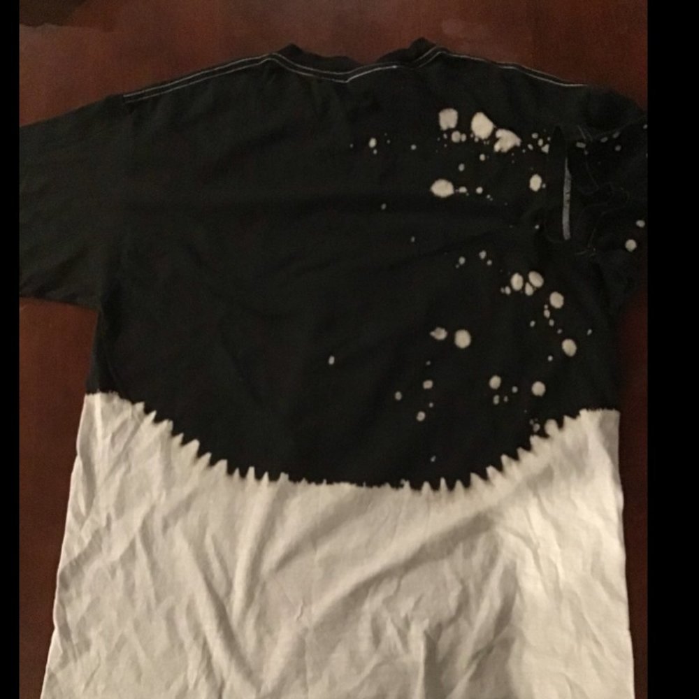 !!!SOLD!!!  DO NOT BUY BROKEN PROMISES GRAPHIC T-SHIRT NWOT - Picture 5 of 5